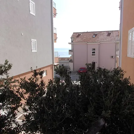 Pura Vida Apartamento Makarska
