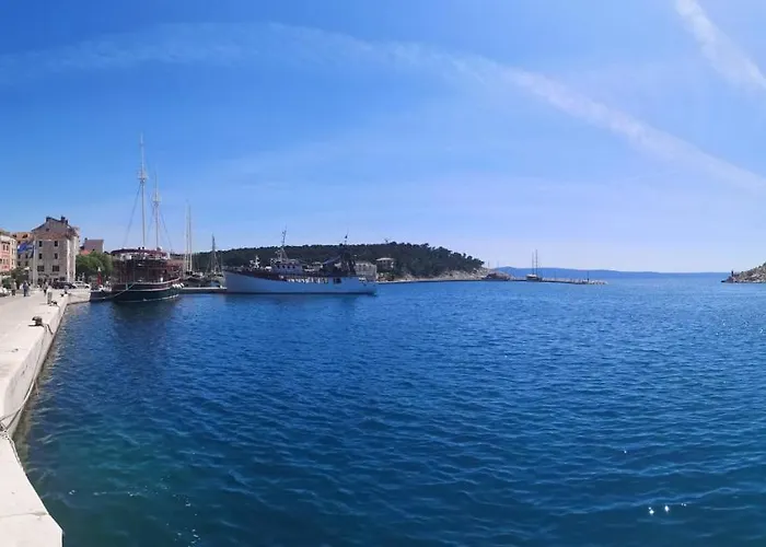 Pura Vida * Makarska